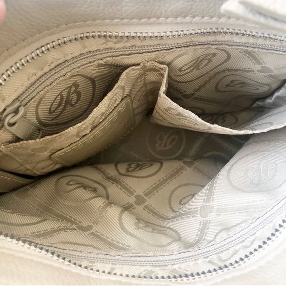 BRIGHTON LEATHER SHOULDER BAG - Picture 14 of 15